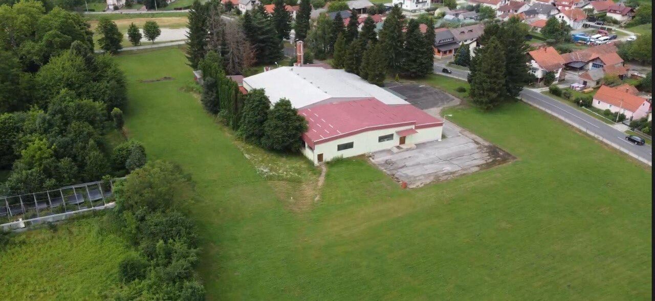 Zračna snimka proizvodno-skladišnog kompleksa u Vinici